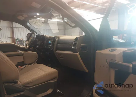 2017 Ford F-250 Xlt from USA, damaged, VIN 1FT7W2B60HEC17640